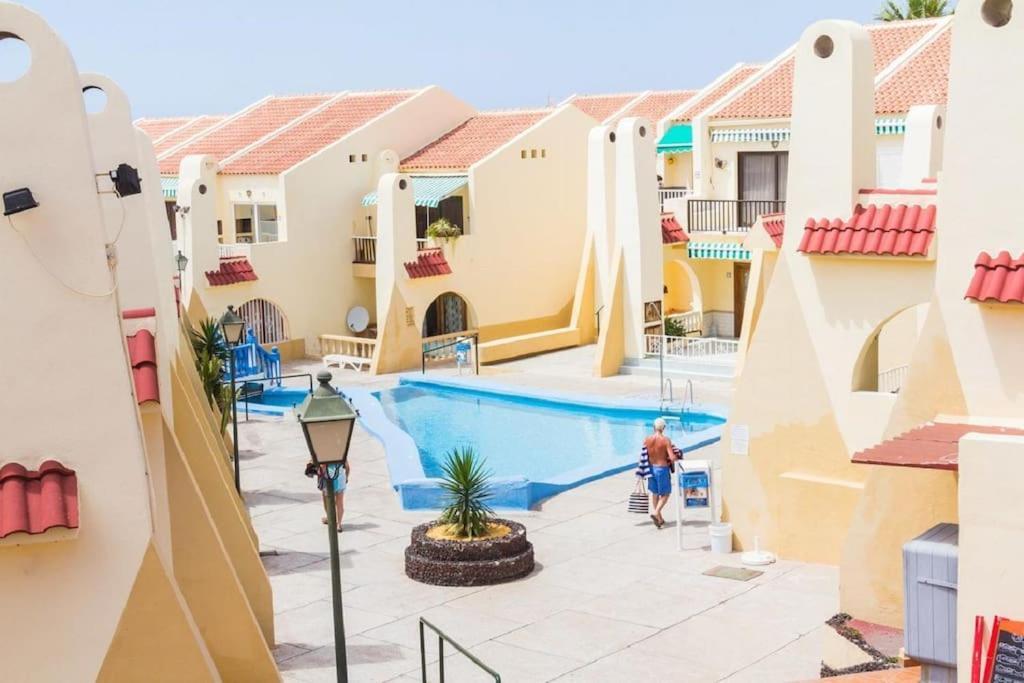 Mareverde Resort- Адехе Екстериор снимка